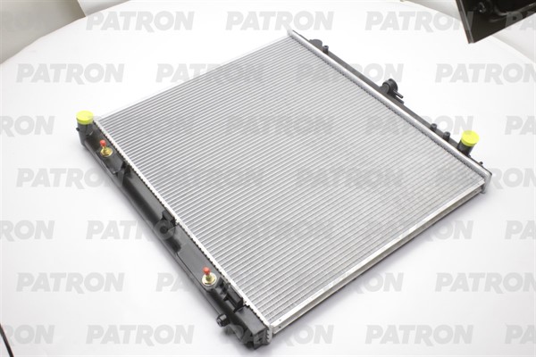 Радиатор системы охлаждения паяный Nissan Pathfinder (05-) 4.0i AT PATRON PRS4558