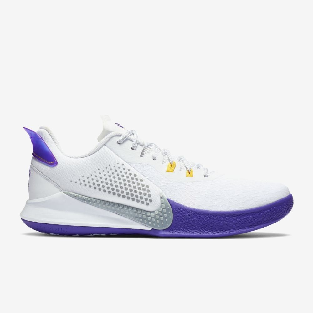 фото Кроссовки мужские nike mamba ck2087 белые 8.5 us