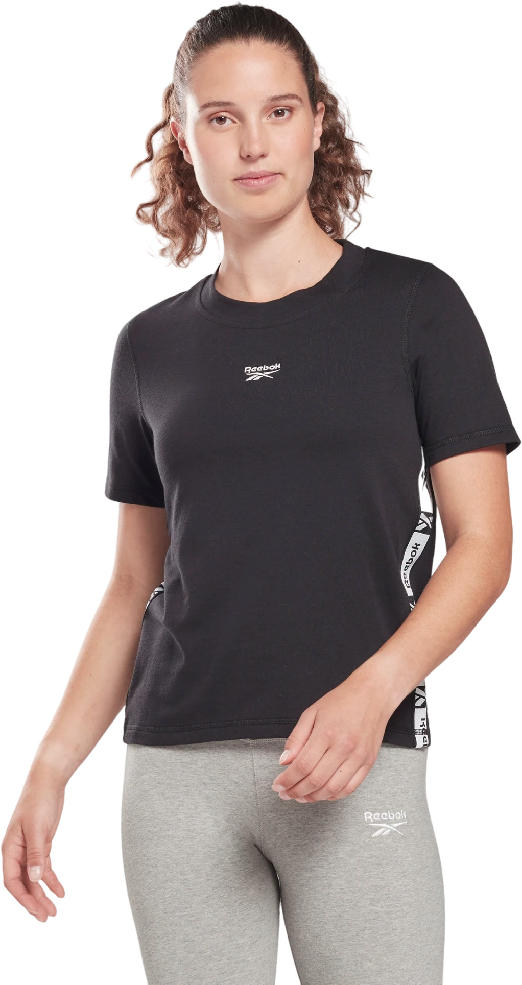 

Футболка женская Reebok HB2265 черная M, Черный, HB2265