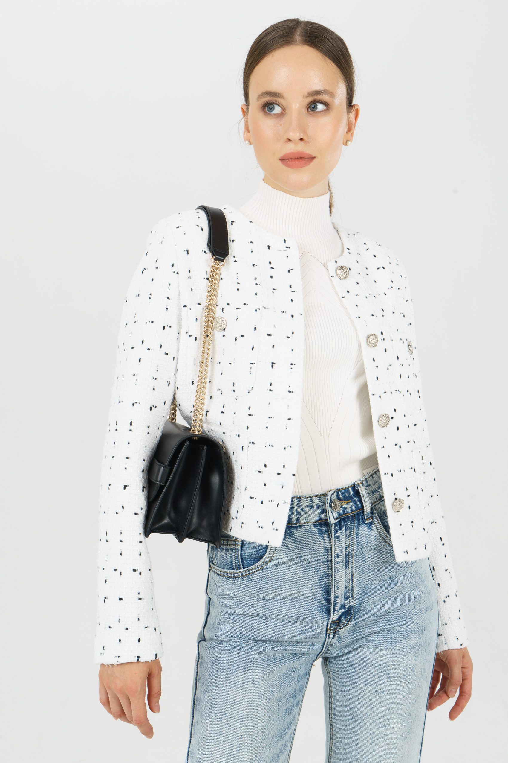 

Пиджак женский Ennergiia AW23-TW02 белый 44 RU, AW23-TW02