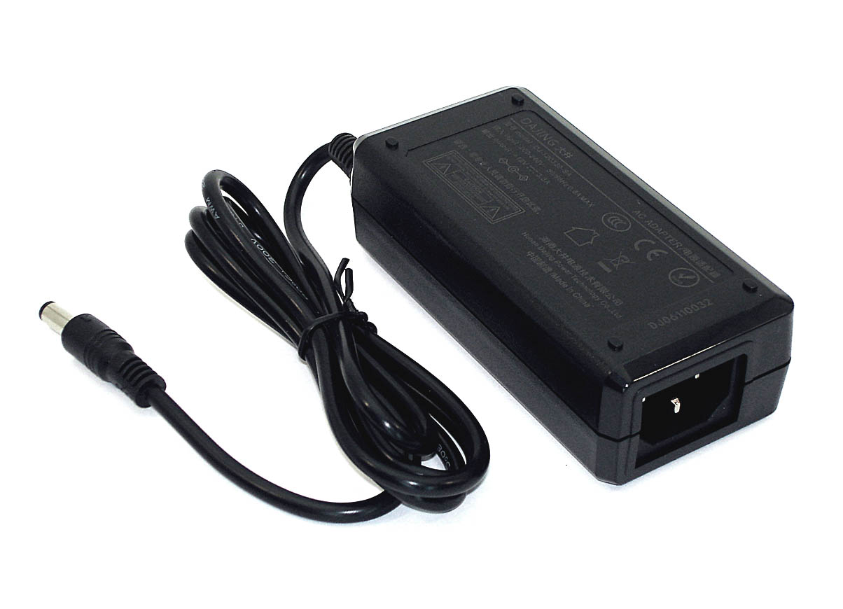 

Блок питания (сетевой адаптер) DJ-120330-SA 12V 3.3A 5.5x2.5