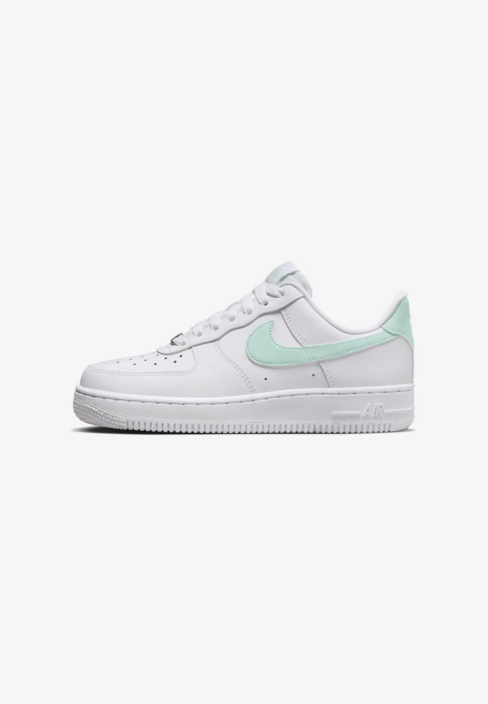 

Кеды женские Nike NI111A0XD белые 44.5 EU, Белый, NI111A0XD