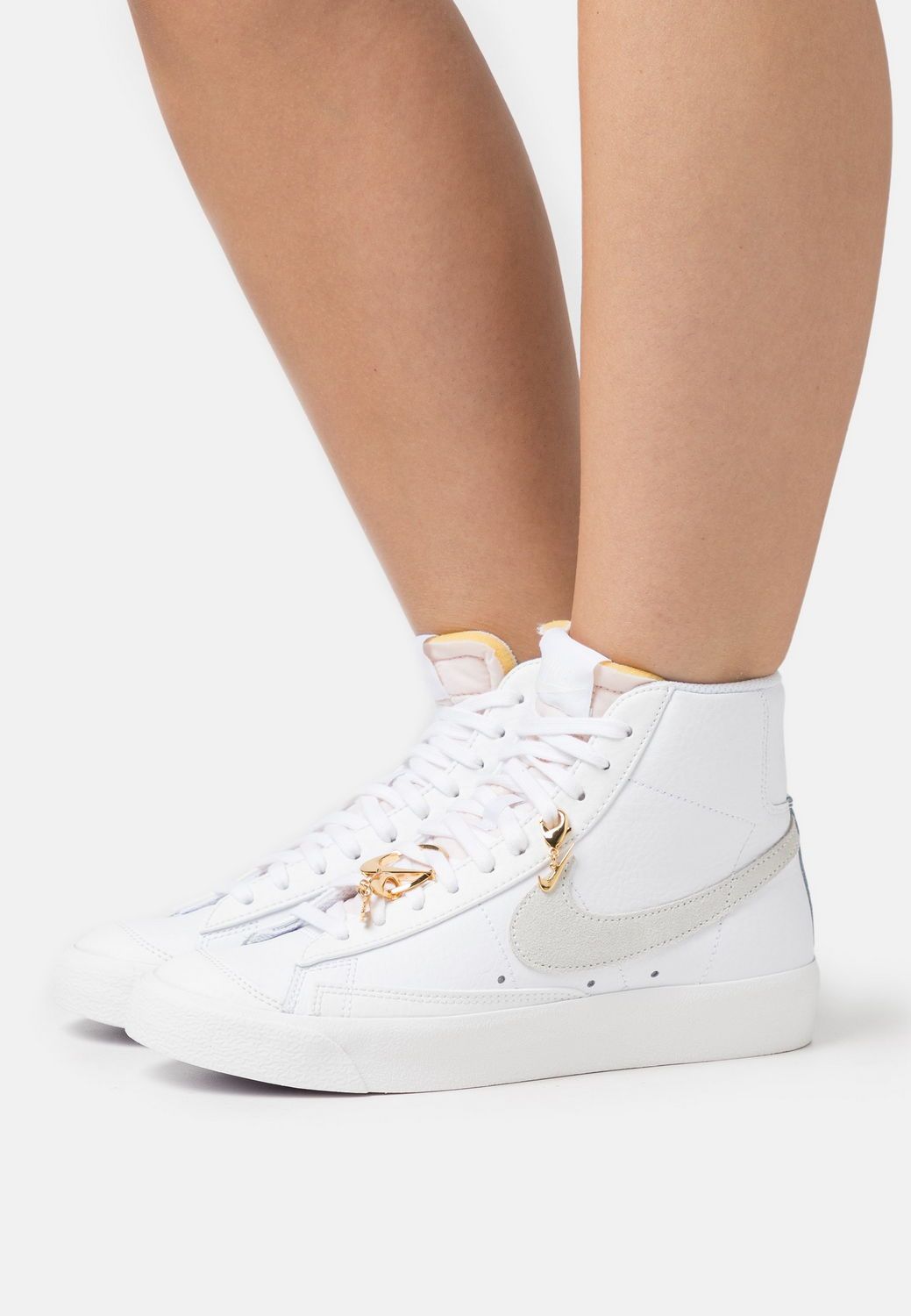 

Кеды женские Nike NI111A15U белые 43 EU, Белый, NI111A15U