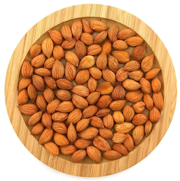 

Абрикосовые косточки сырые ядра 500 грамм