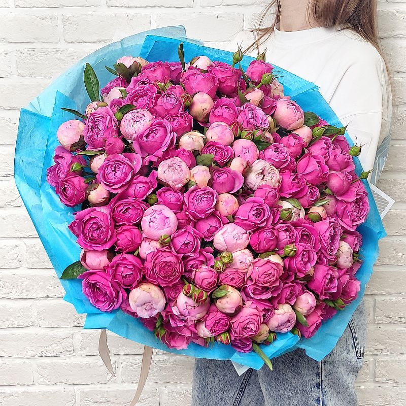 

Букет из кустовых роз и пионов Sfloristic "Писаная красавица" 51 шт 45 см, Писаная красавица