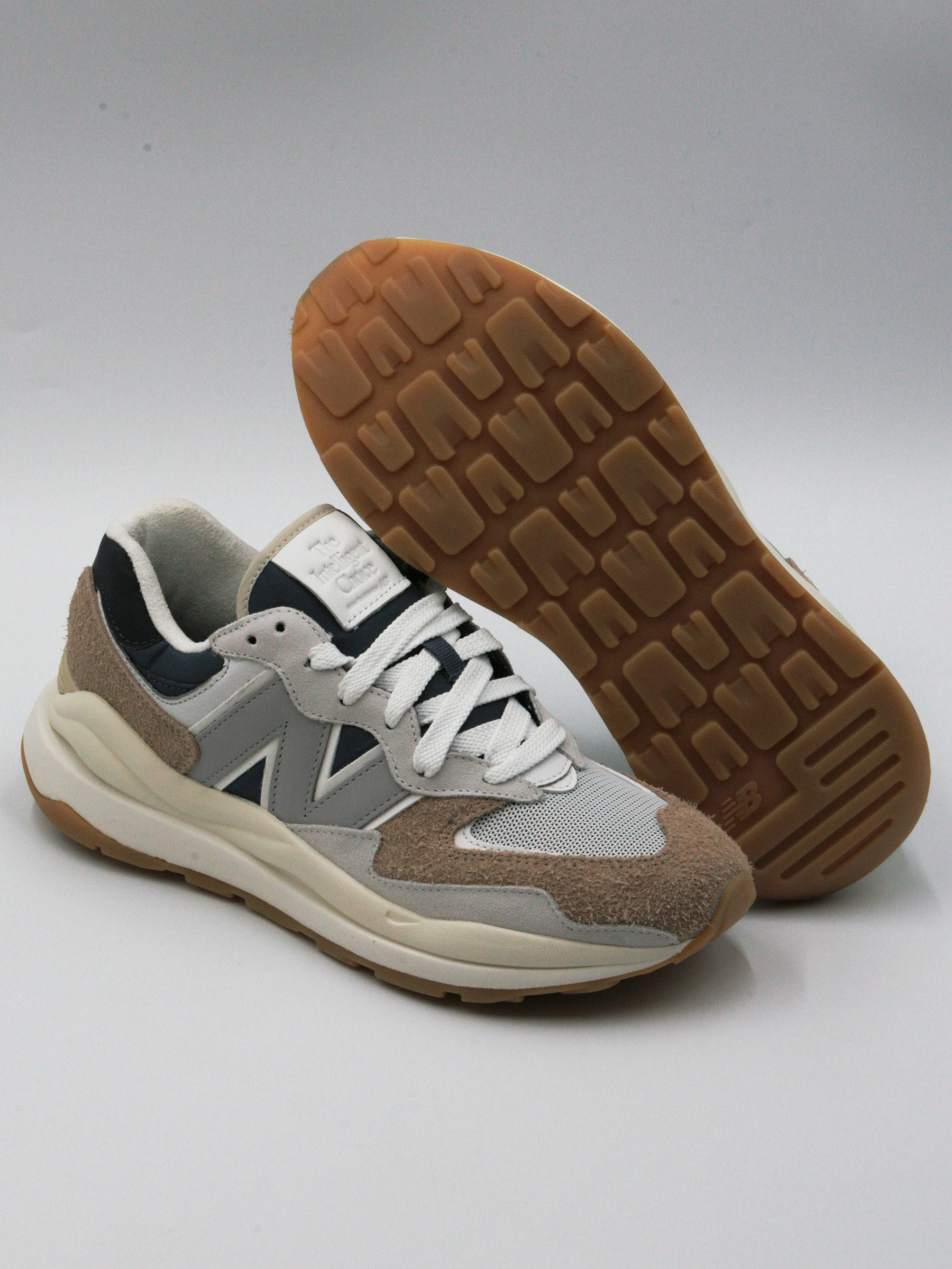 

Кроссовки мужские New Balance 57/40 разноцветные 8 US, Разноцветный, 57/40