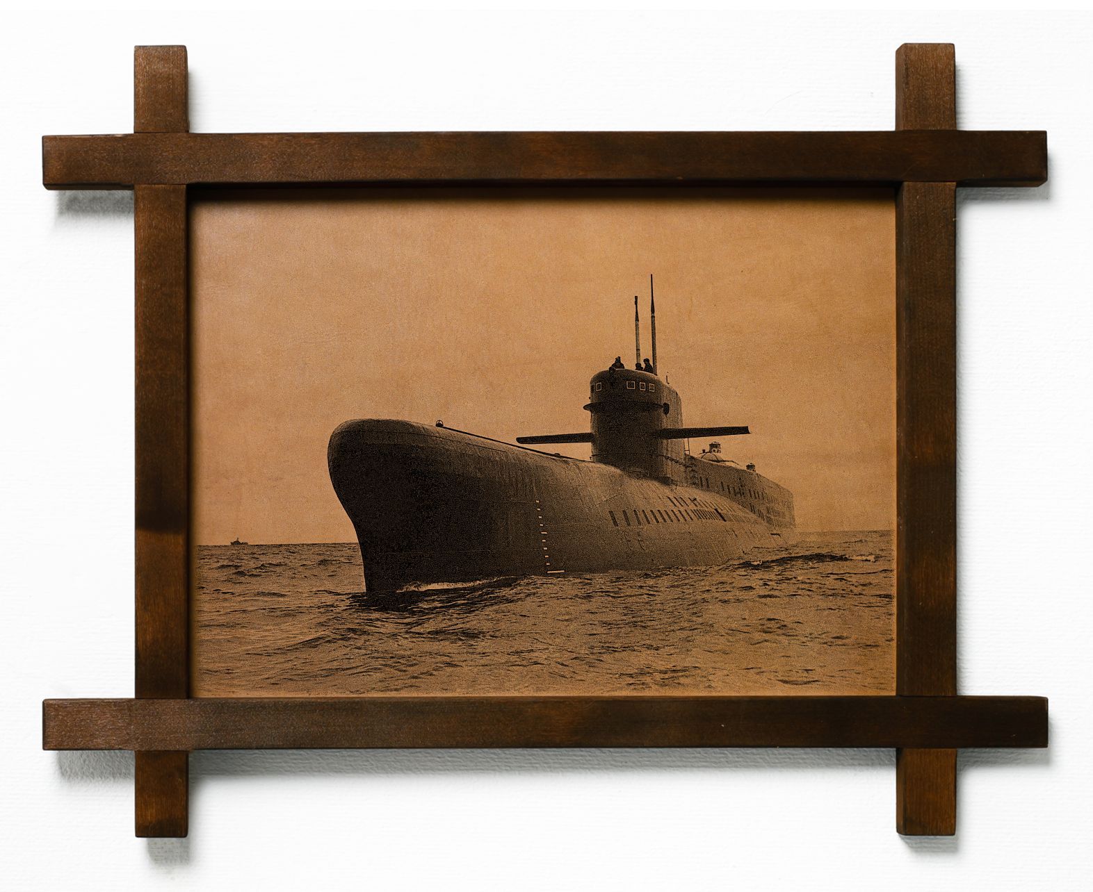 

Картина BoomGift Подводная лодка, натуральная кожа, 359