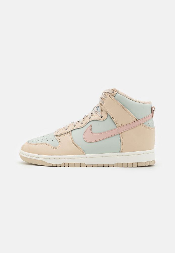 

Кеды женские Nike NI111A0RG коричневые 38.5 EU, Коричневый, NI111A0RG