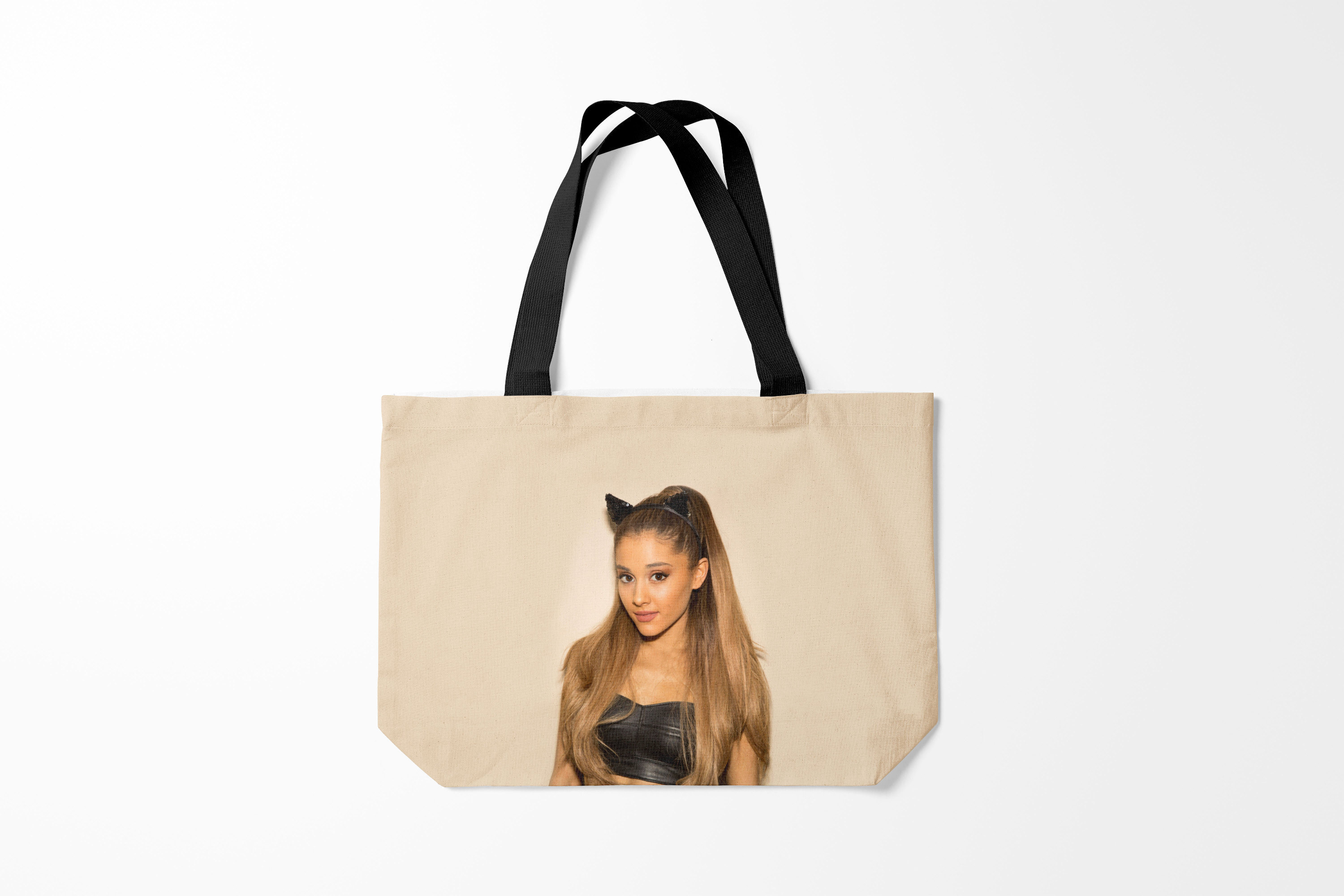 

Сумка шoппер унисекс Burnettie Ариана Гранде Ariana Grande, бежевый, Ариана Гранде Ariana Grande