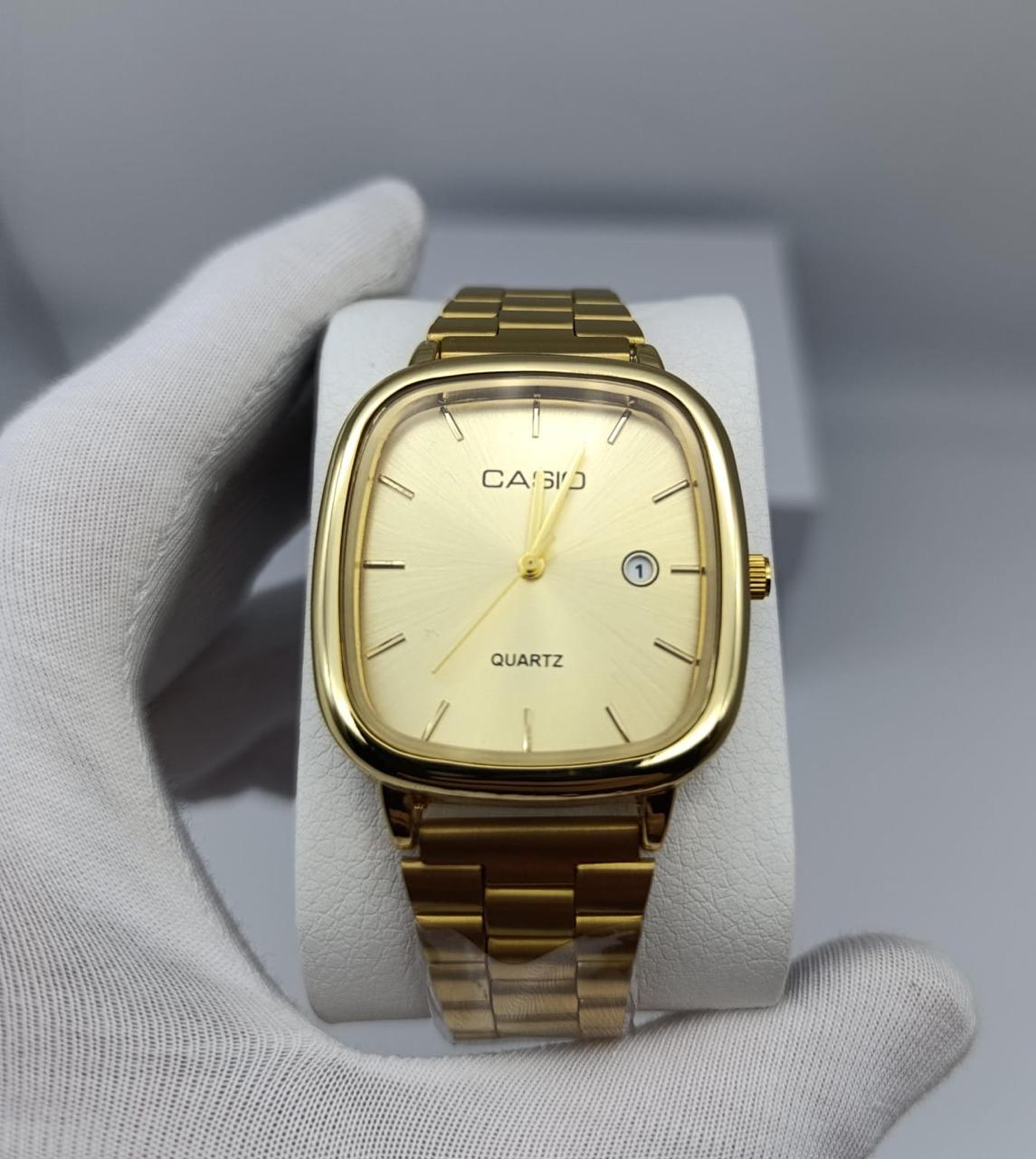 

Наручные часы унисекс Casio Quartz, Quartz