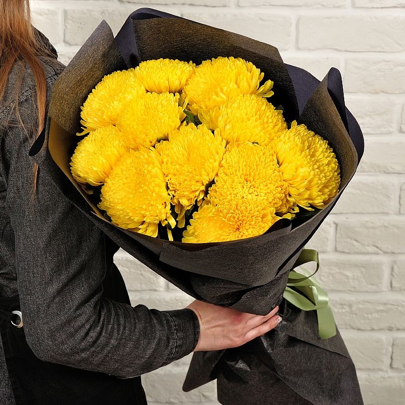 

Букет из желтых хризантем Sfloristic "Деко" 11 шт 50 см