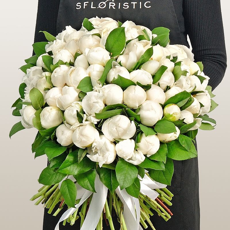 

Монобукет Studio Floristic пион 50 см 101 шт. белый Сияющая улыбка, Сияющая улыбка
