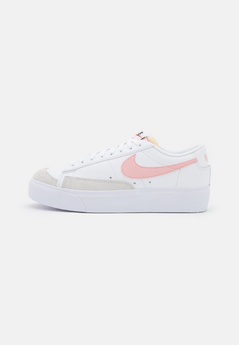 

Кеды женские Nike Blazer Platform белые 44 EU (доставка из-за рубежа), Белый, Blazer Platform