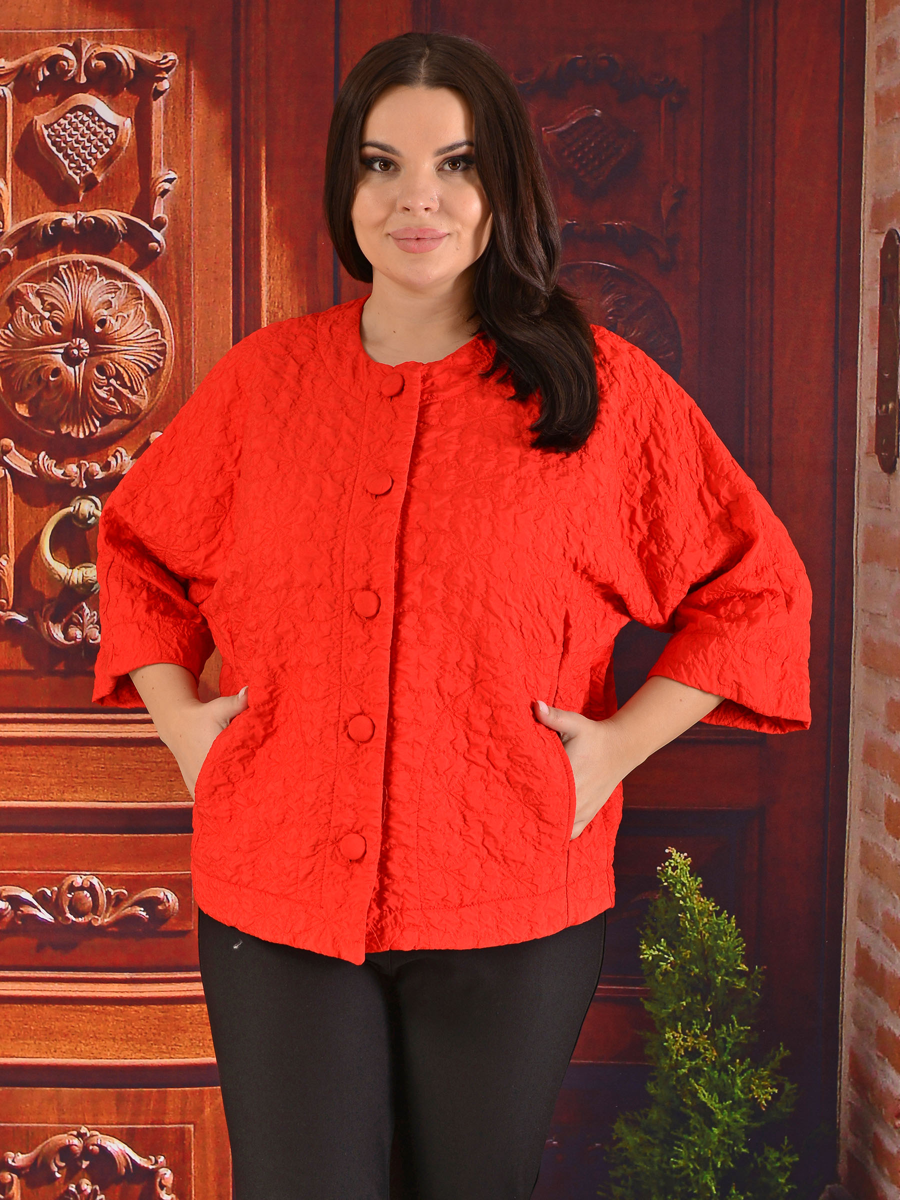 Куртка женская DARKWIN DARK9849 красная 56-58 RU