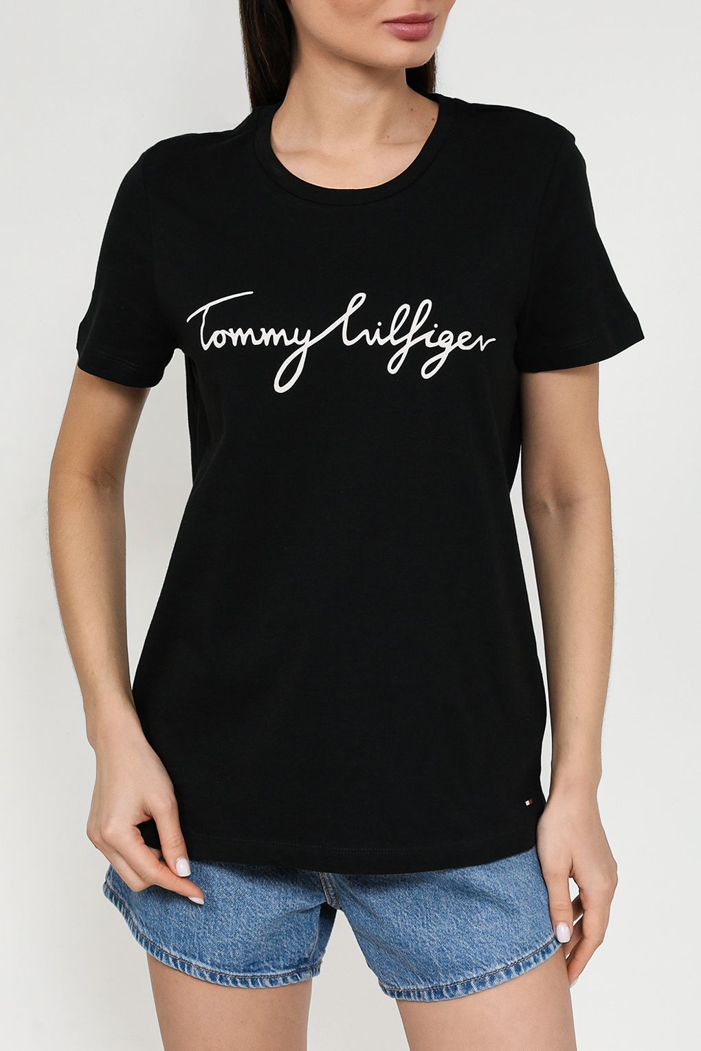 

Футболка женская Tommy Hilfiger WW0WW24967 черная L, Черный, WW0WW24967