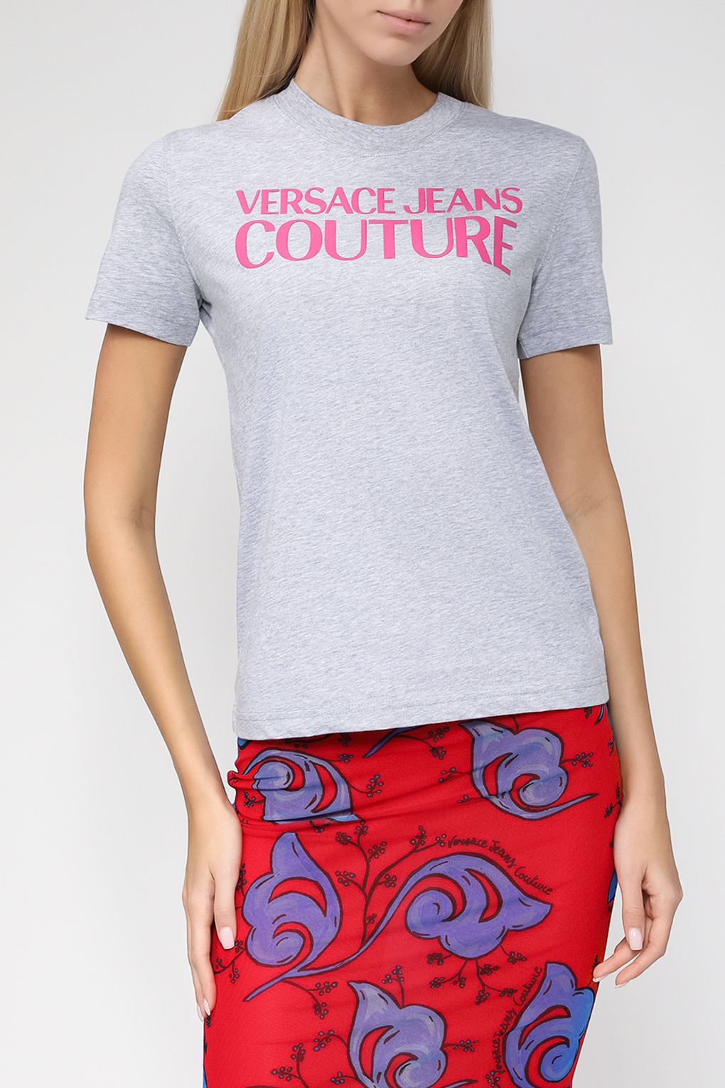

Футболка женская Versace Jeans Couture 74HAHT03 серая XL, Серый, 74HAHT03