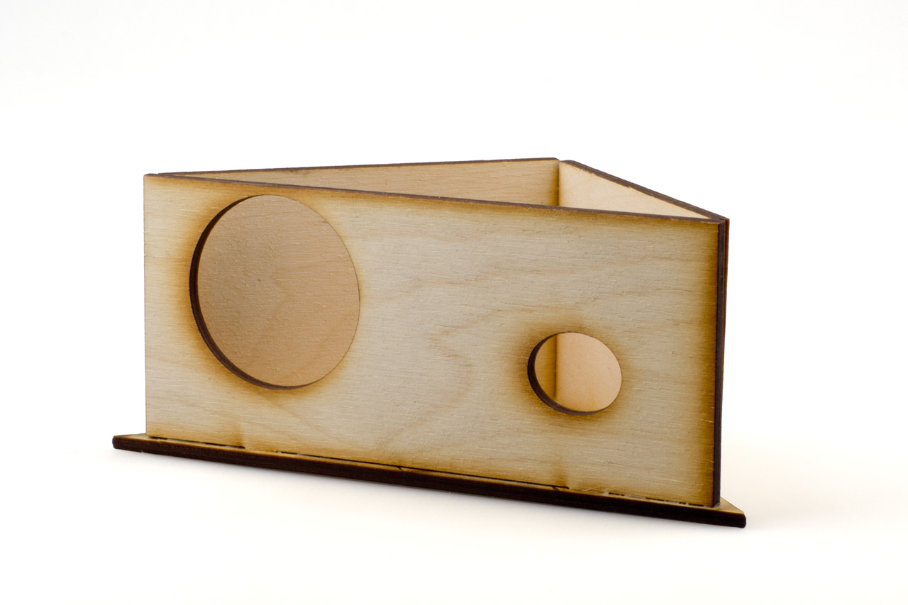 Домик для грызунов деревянный ВАКА Уголок, 18х9х7.3 см