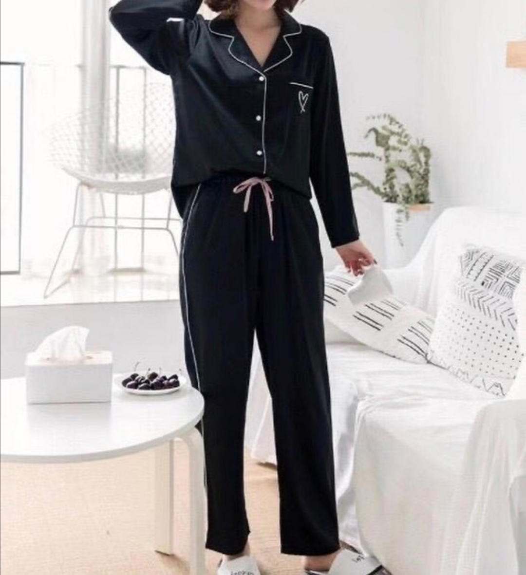 

Пижама женская Silk pijama 2302 черная S, Черный, 2302