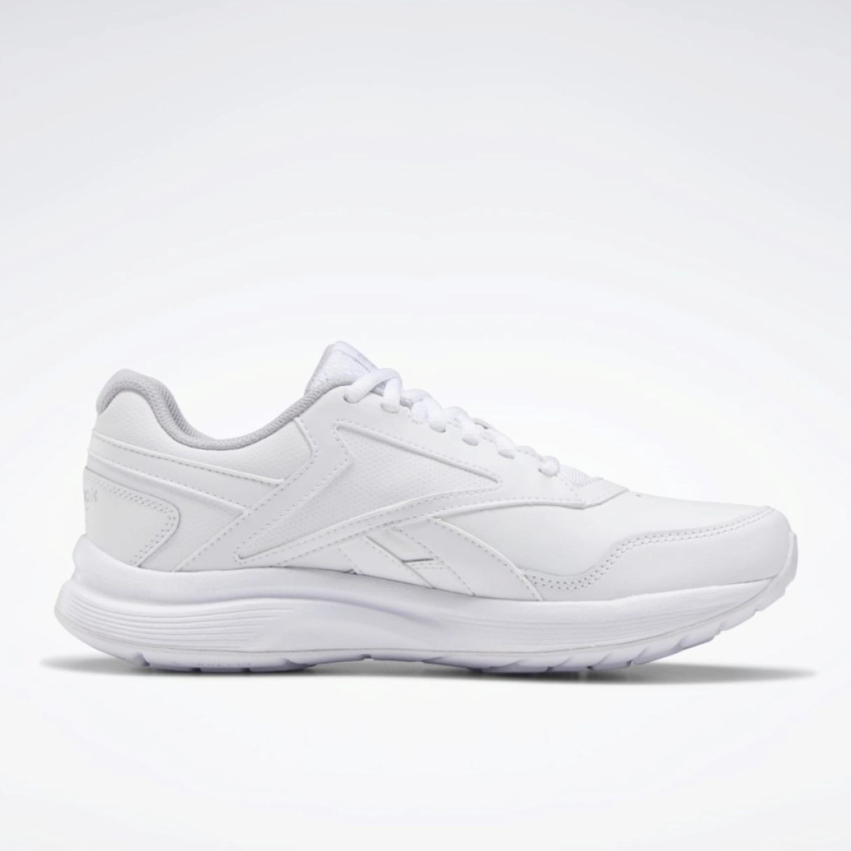 

Кроссовки женские Reebok Walk ultra 7 DMX Max EH0937WHT белые 8.5 UK, Белый, Walk ultra 7 DMX Max