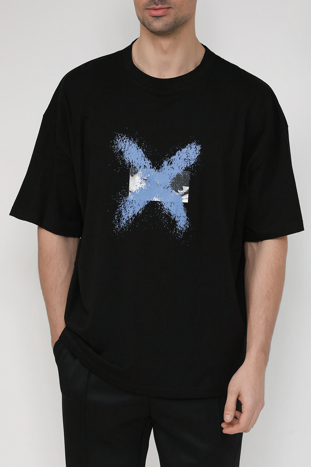 

Футболка мужская John Richmond UMA23021TS черная XL, Черный, UMA23021TS