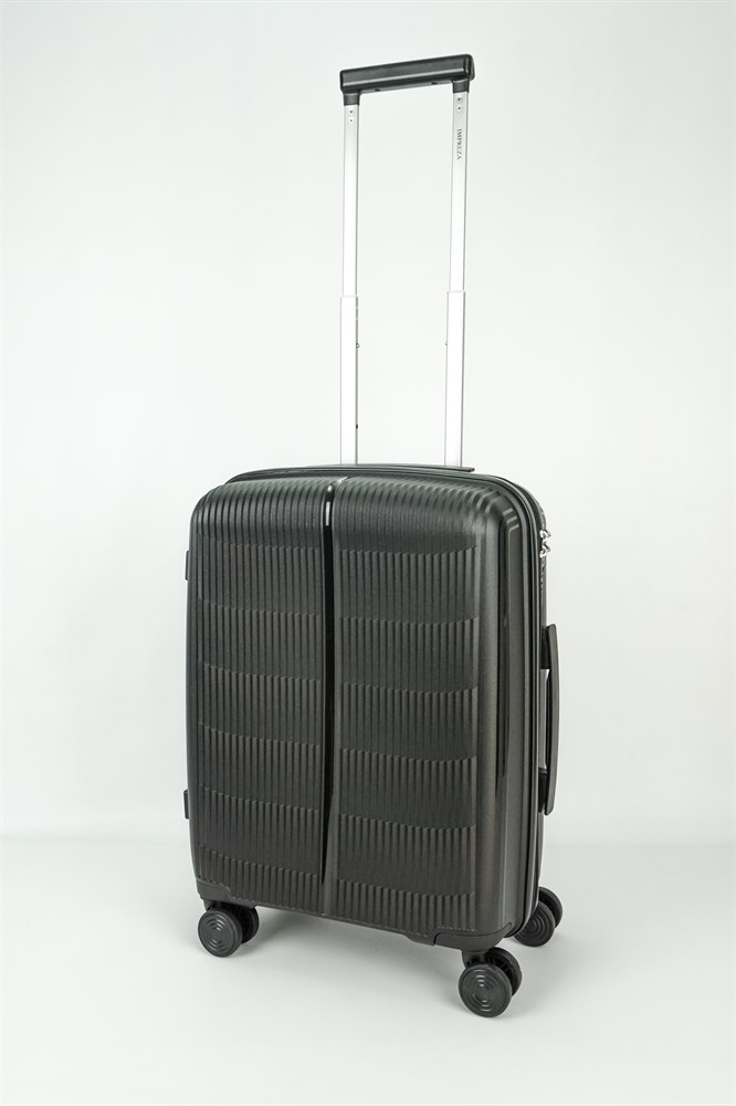 

Чемодан унисекс Sweetbags Shield черный, 55x39x22 см, Shield