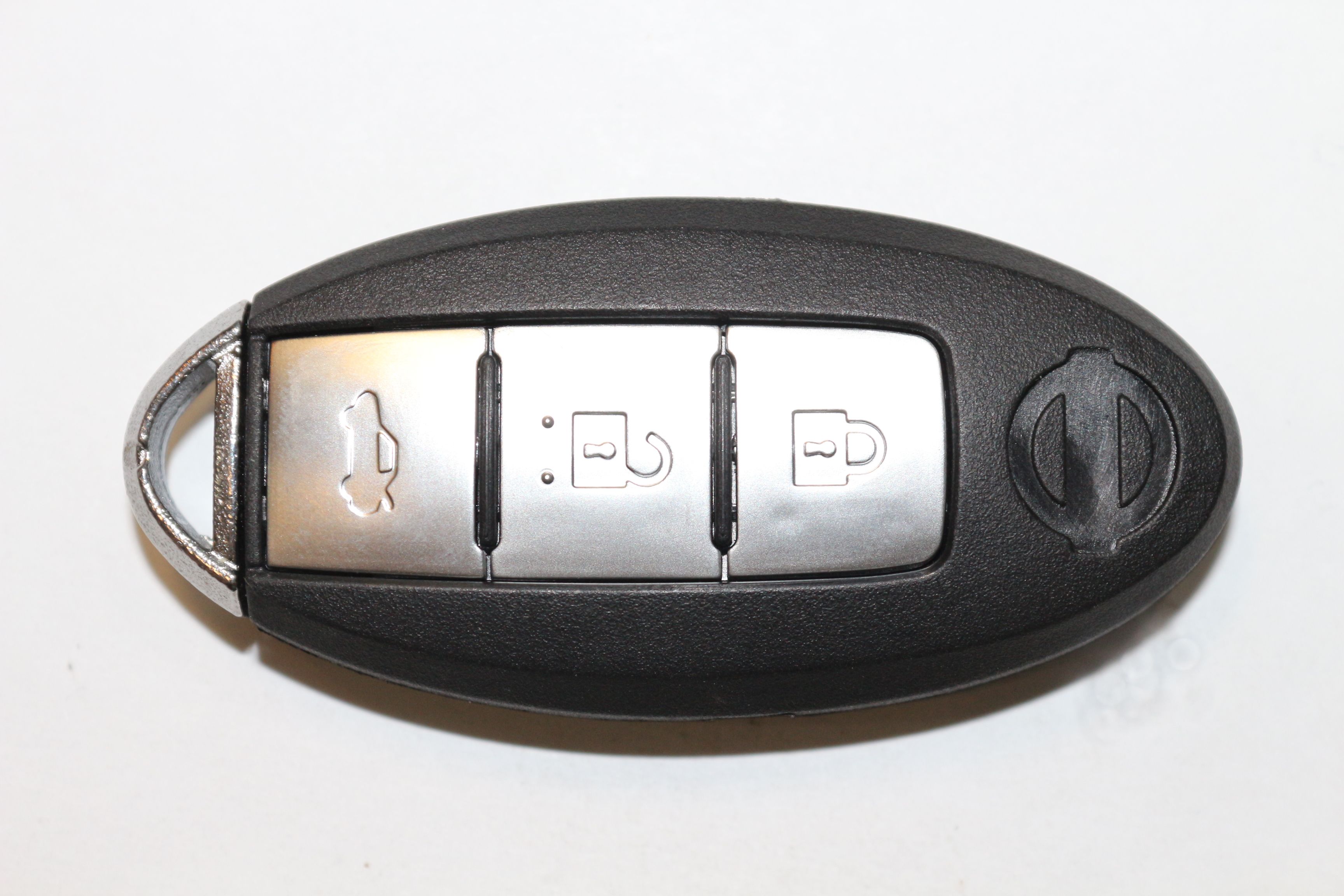 

Ключ зажигания Autokey, заготовка для Nissan, дист. в сборе (3 кнопки, NSN14, БАТ.), Для разных моделей автомобилей Nissan