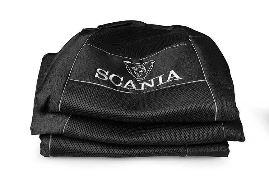 

Чехлы на сиденья SCANIA 5 серии с микрофоном 2017 г (1 ремень / 1 высокое, 1 низкое сидень, Черный
