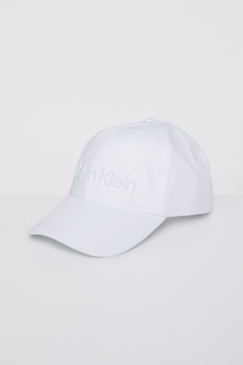 Бейсболка мужская Calvin Klein K50K505737 белая