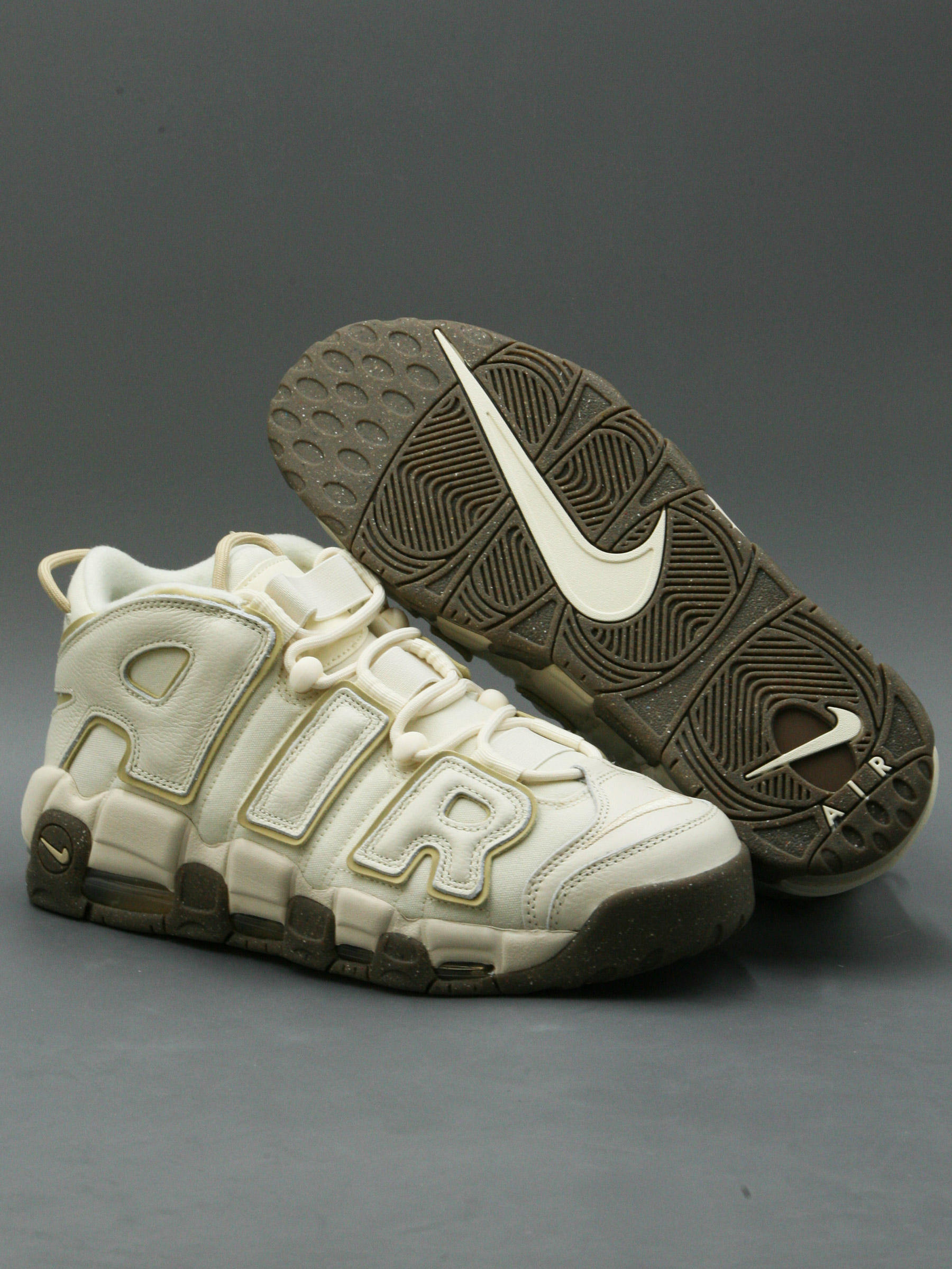 

Кроссовки мужские Nike Air More Uptempo '96 бежевые 10.5 US, Бежевый, Air More Uptempo '96