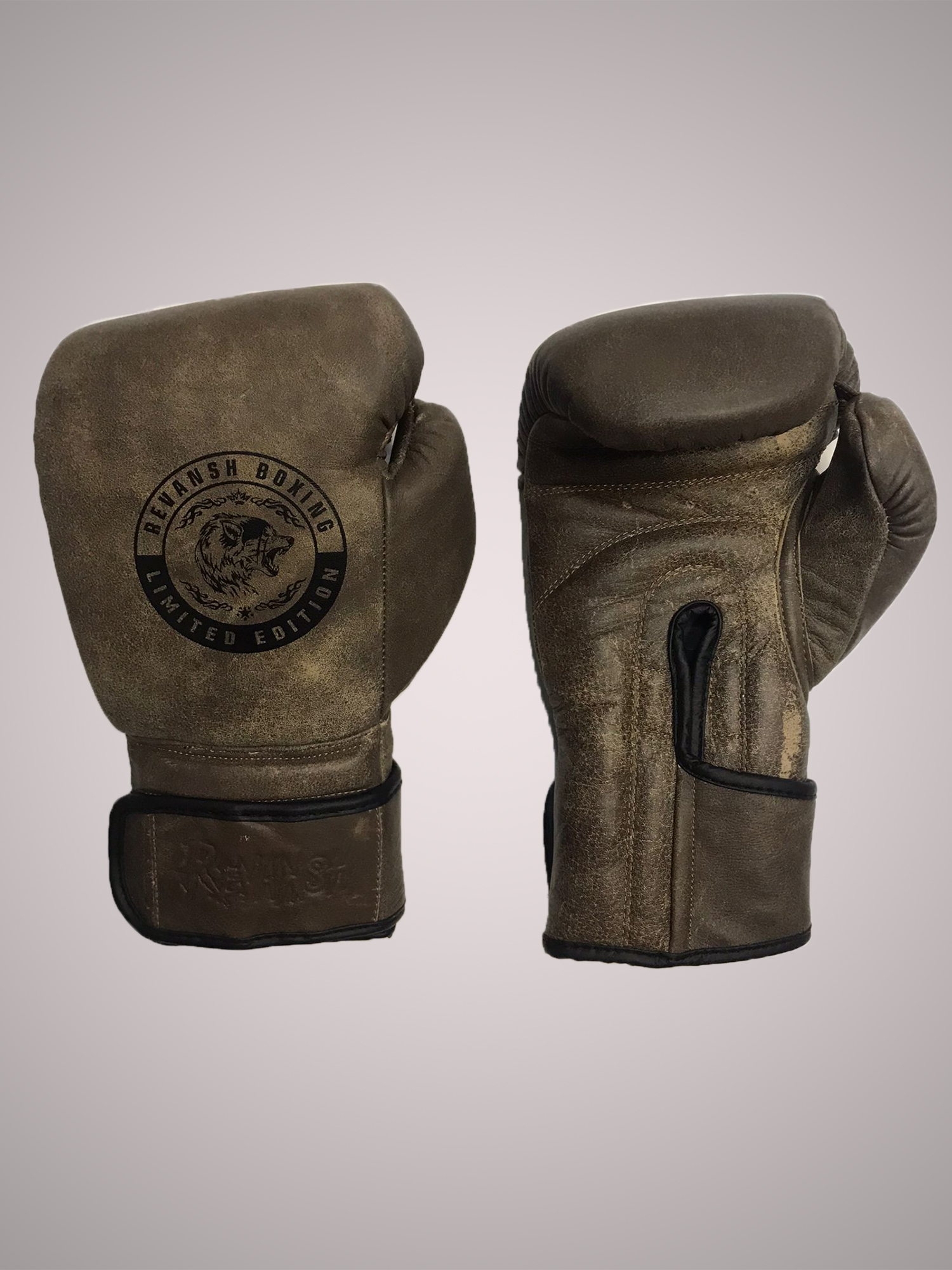Боксерские Перчатки REVANSH PRO RETRO BLACK 20 унций из натуральной кожи