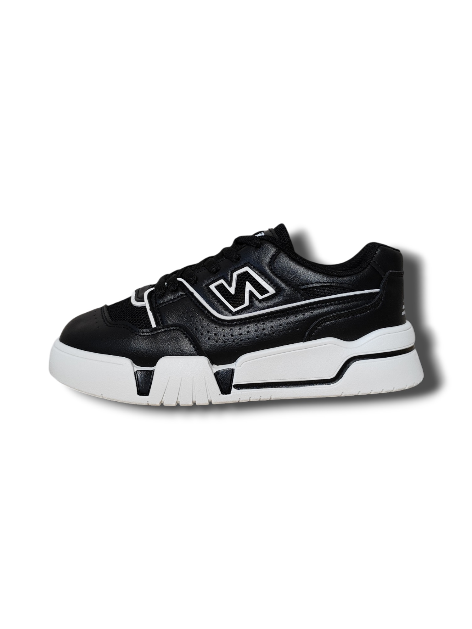 

Кеды женские New Balance 550 черные 38 EU, Черный, 550
