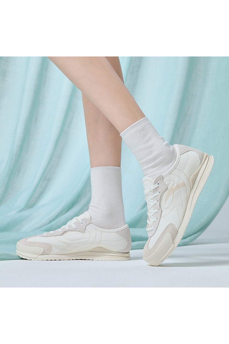 

Спортивные кеды женские Anta Casual Shoes белые 8.5 US, Белый, Casual Shoes