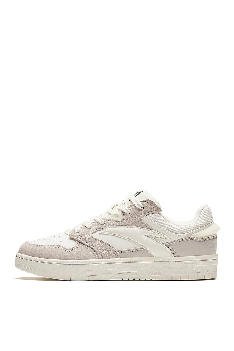 

Спортивные кеды женские Anta 822418051 Classic STREET PLAY A-FLASHEDGE бежевые 5.5 US, Бежевый, 822418051
