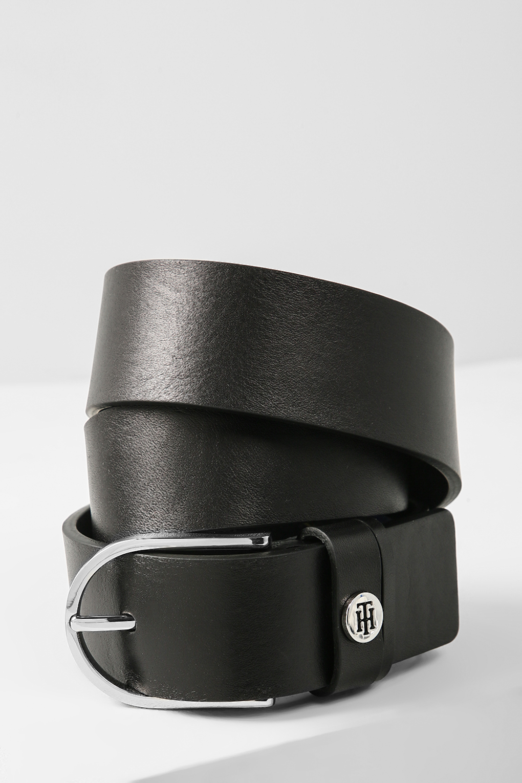

Ремень женский Tommy Hilfiger XW0XW01911 черный, XW0XW01911