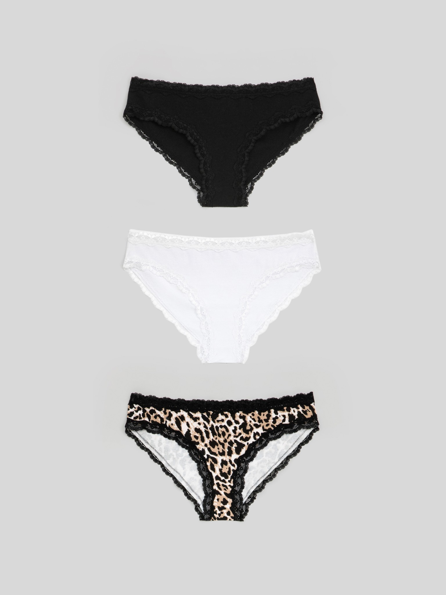 

Комплект трусов женских Infinity Lingerie 31204122097 черный; белый; бежевый S, 3 шт., 31204122097