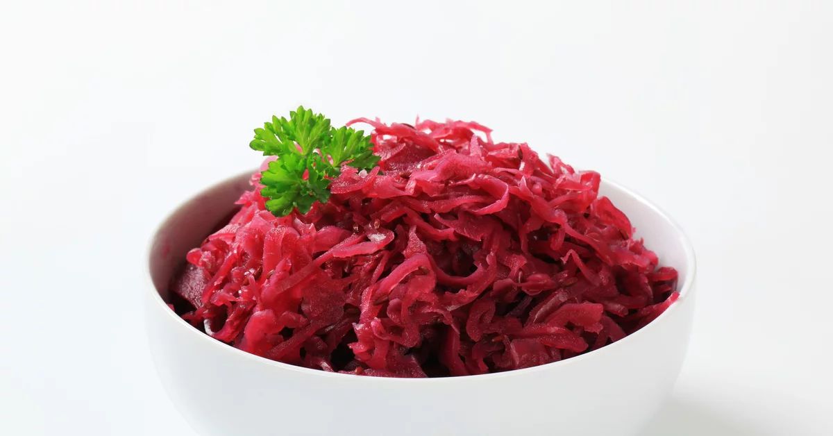 

Капуста Мировой закусон маринованная со свеклой 350 г