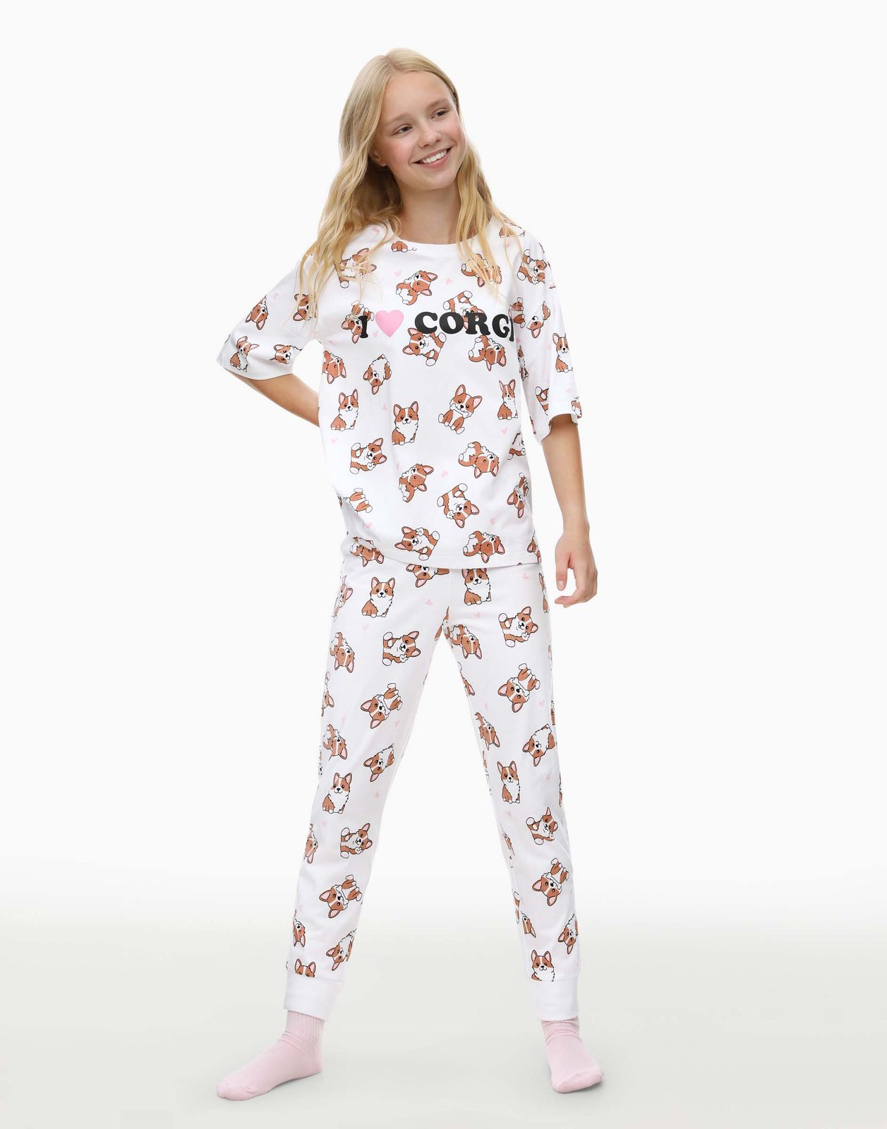 

Пижама детская Gloria Jeans GSL001450, белый/разноцветный, 134, GSL001450