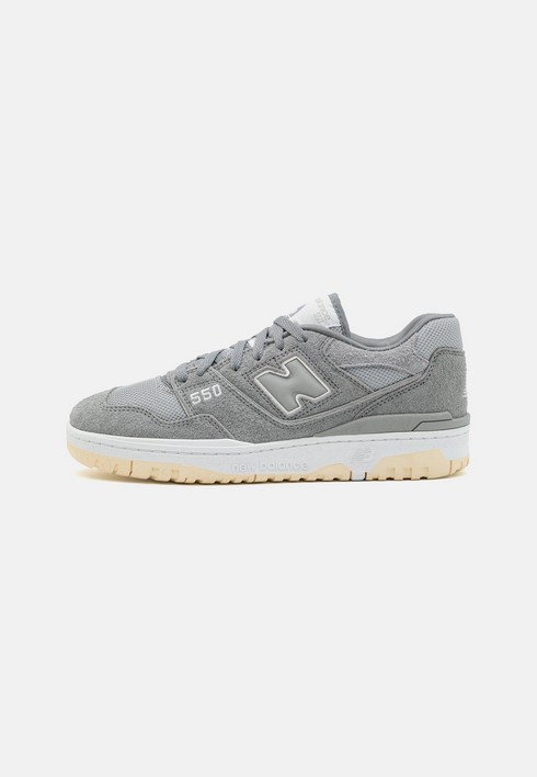 

Кеды женские New Balance Bb550 Unisex серые 37 EU (доставка из-за рубежа), Серый, Bb550 Unisex