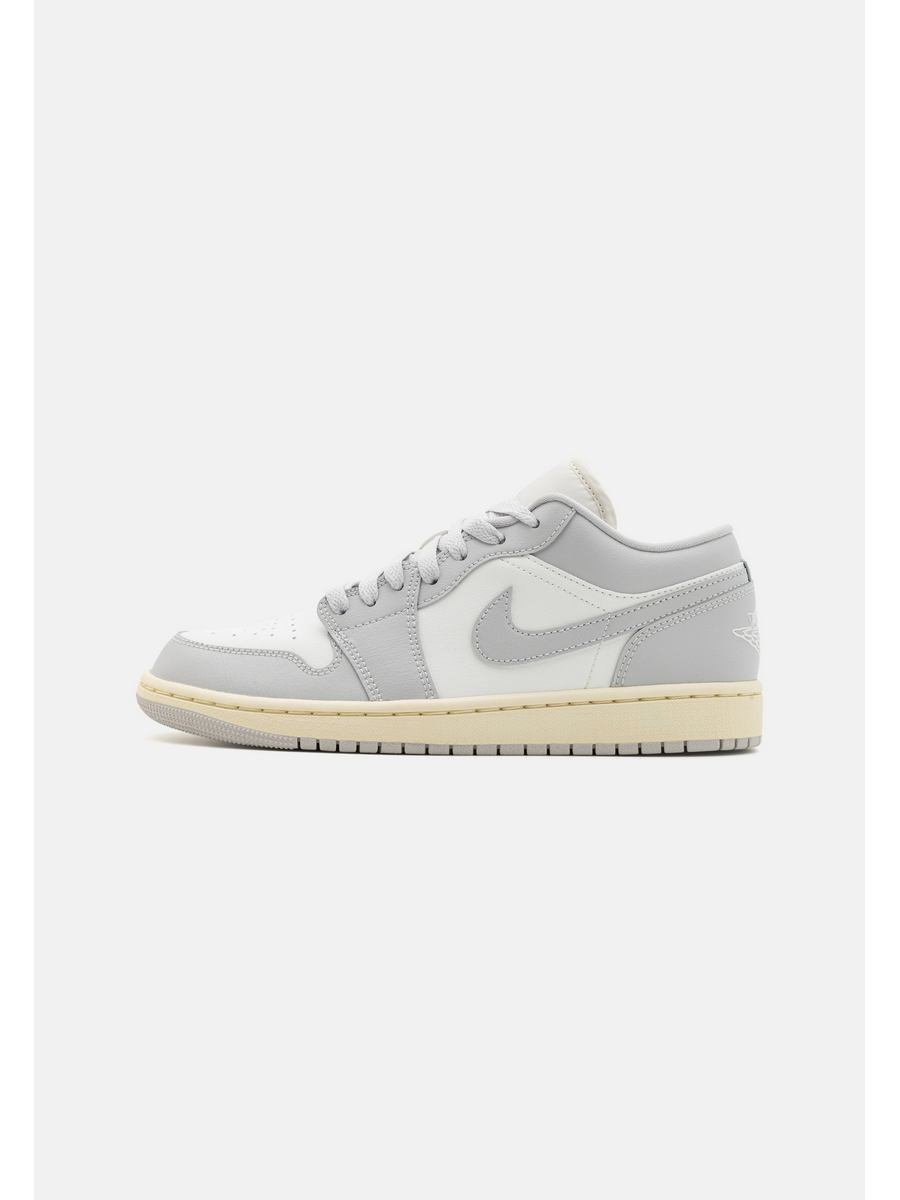 

Кеды женские Jordan Air Jordan 1 Low серые 38 EU, Серый, Air Jordan 1 Low