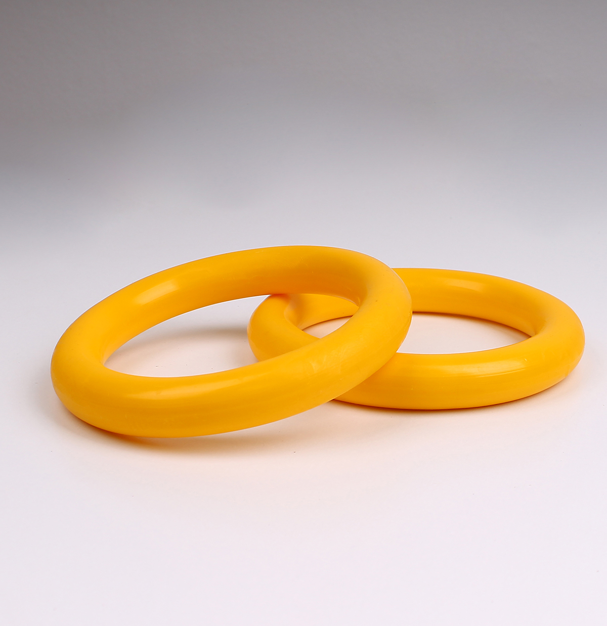 Кольца гимнастические круглые Maksi-sale без строп В-1 желтые