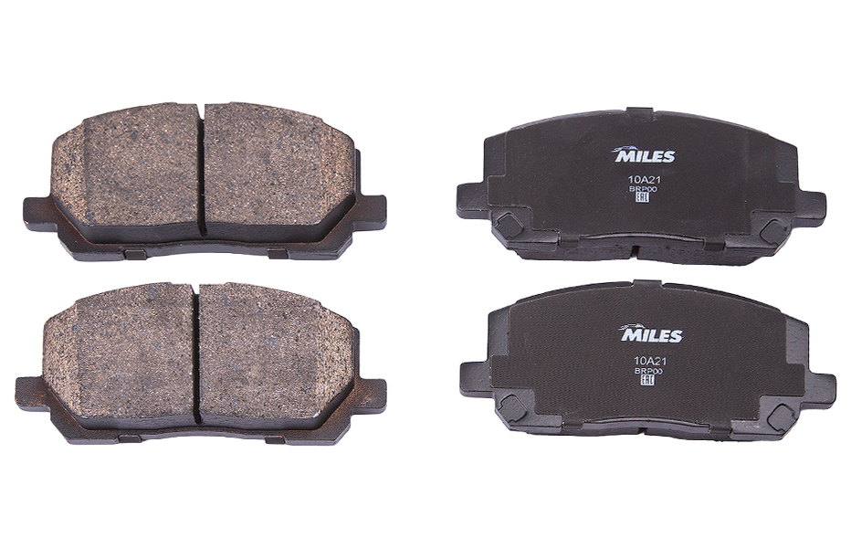 

Колодки тормозные LEXUS RX300 00-01 передние SemiMetallic Miles E100370