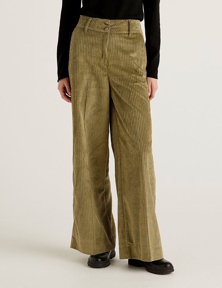

Брюки женские United Colors of Benetton 21A_4NIA559O4 зеленые 46 RU, 21A_4NIA559O4