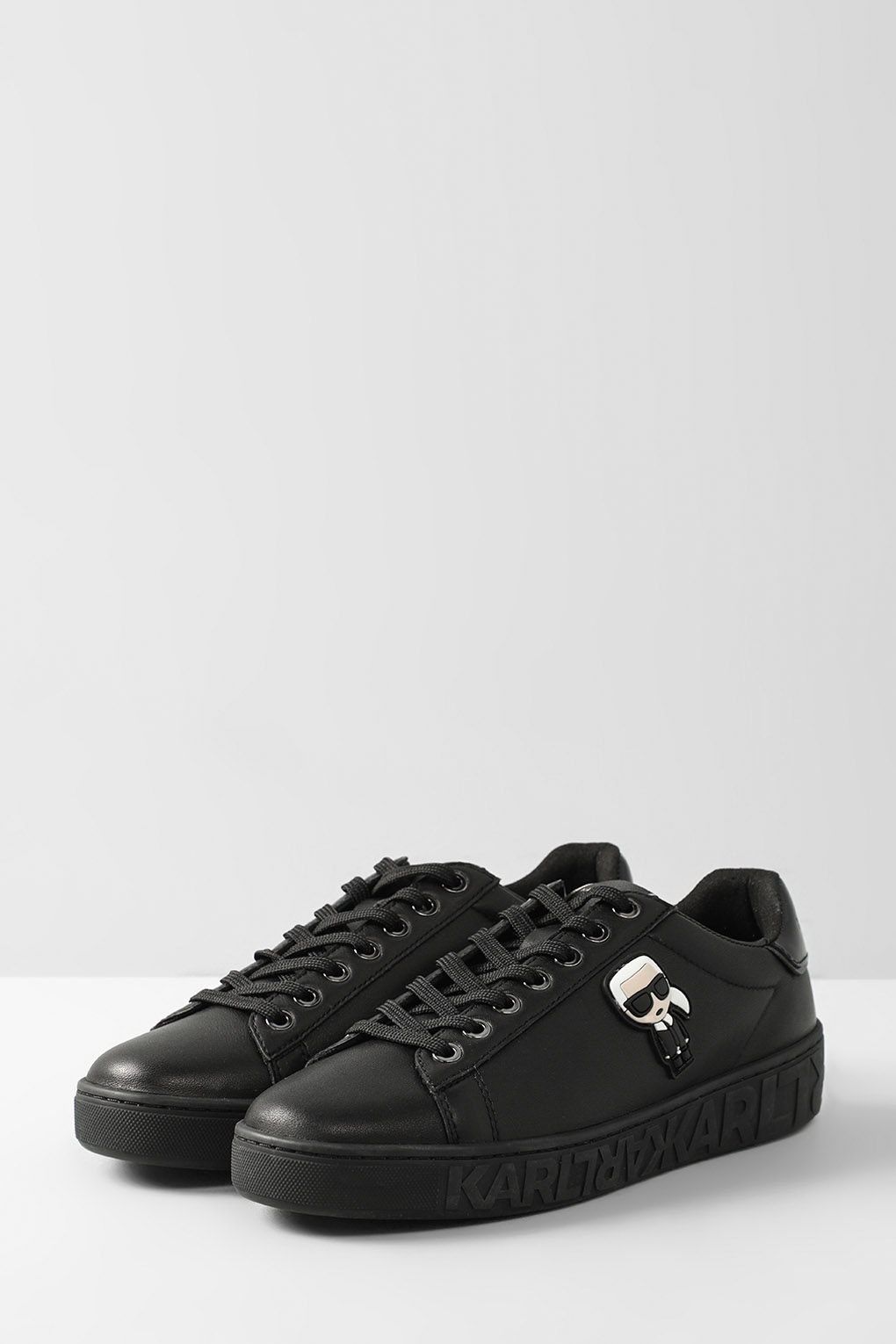 

Кеды женские Karl Lagerfeld KL61030A черные 39 RU, Черный, KL61030A