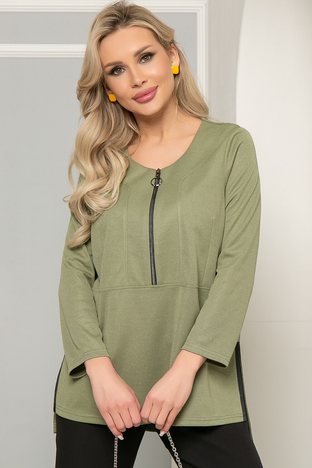 

Лонгслив женский LT Collection Эсмира Б5048 зеленый 50 RU, Эсмира Б5048