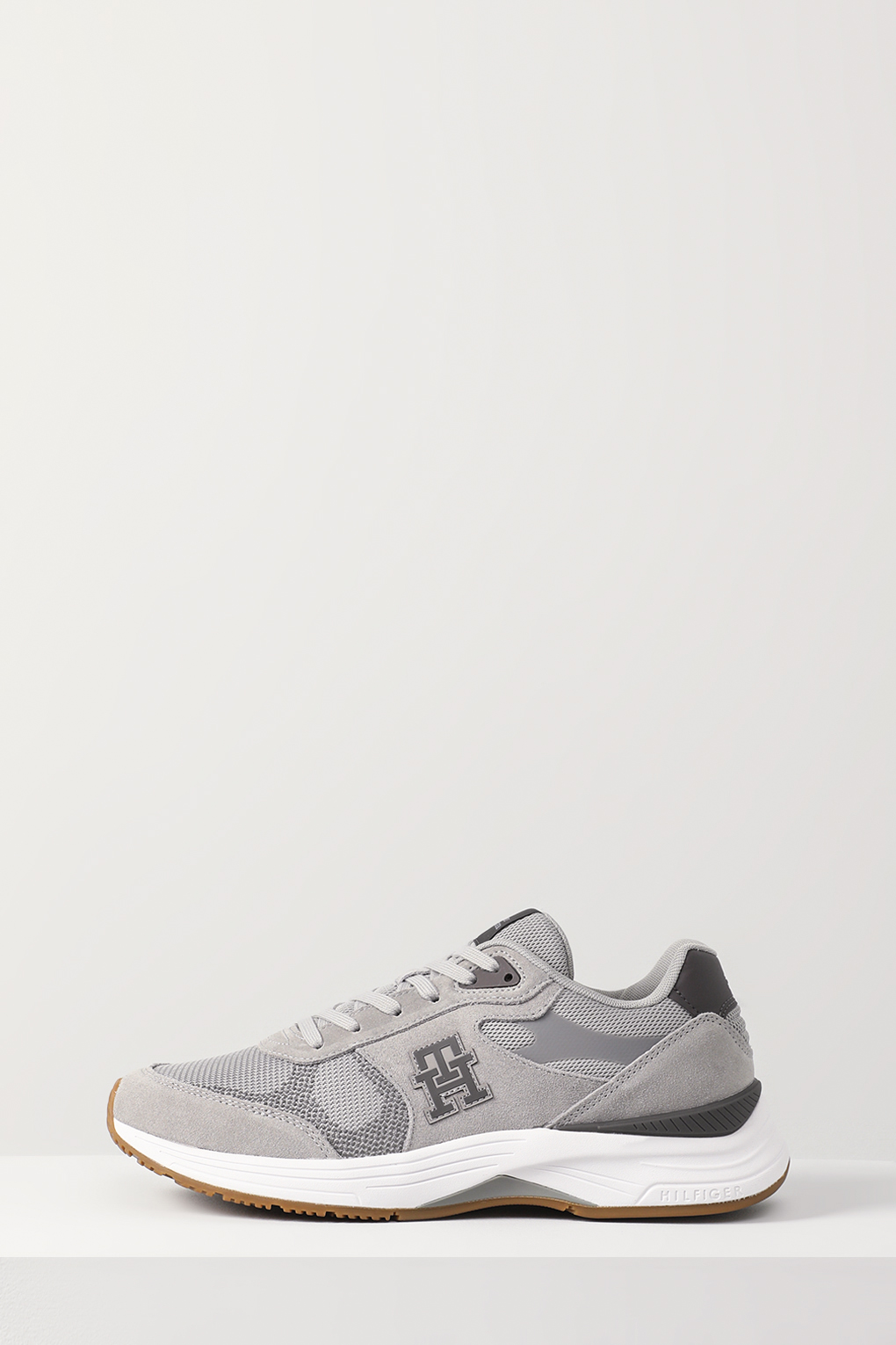 

Кроссовки женские Tommy Hilfiger FM0FM04890 серые 44 RU, Серый, FM0FM04890