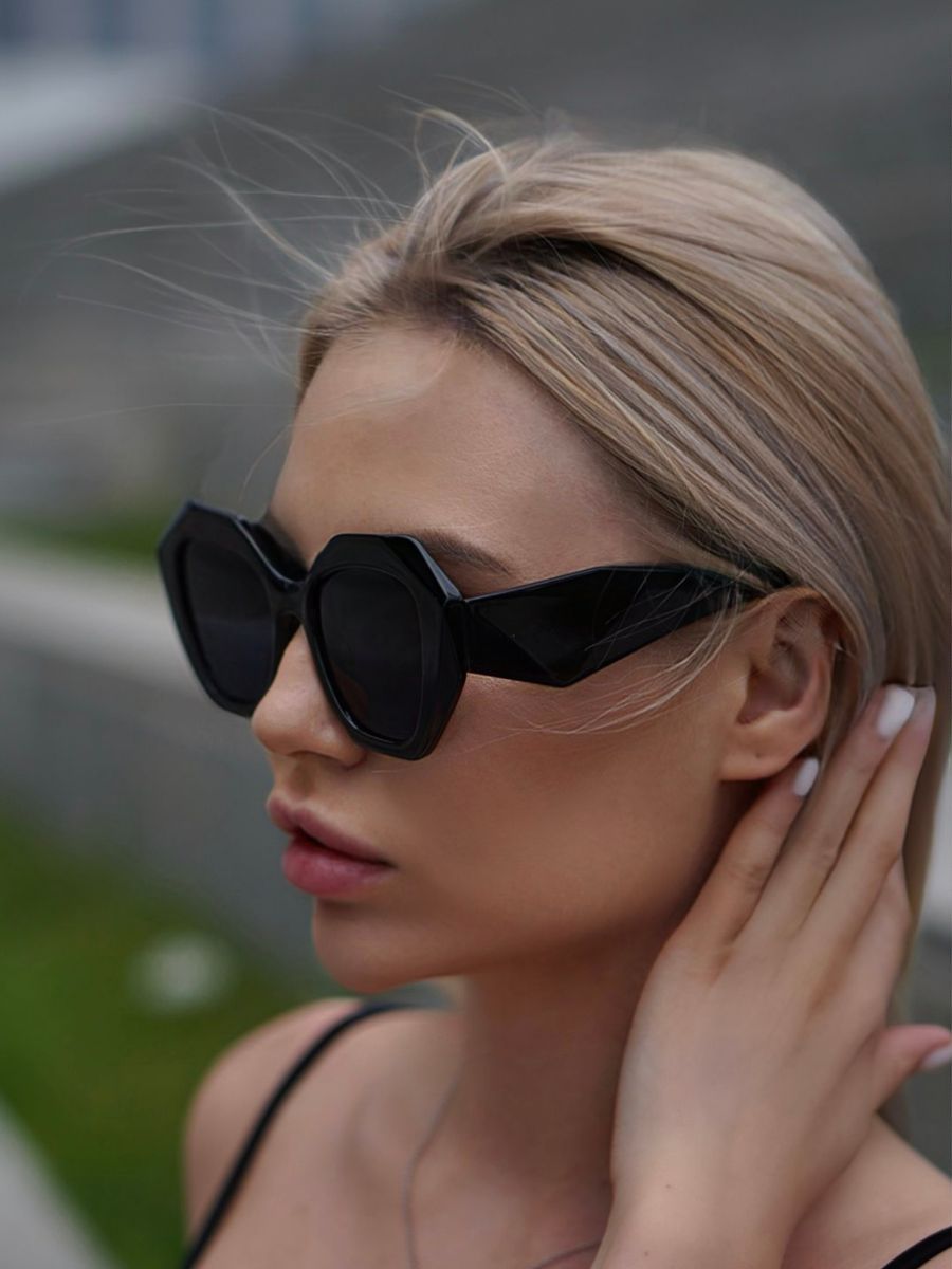 Солнцезащитные очки женские 10 out of 10 model04 черные