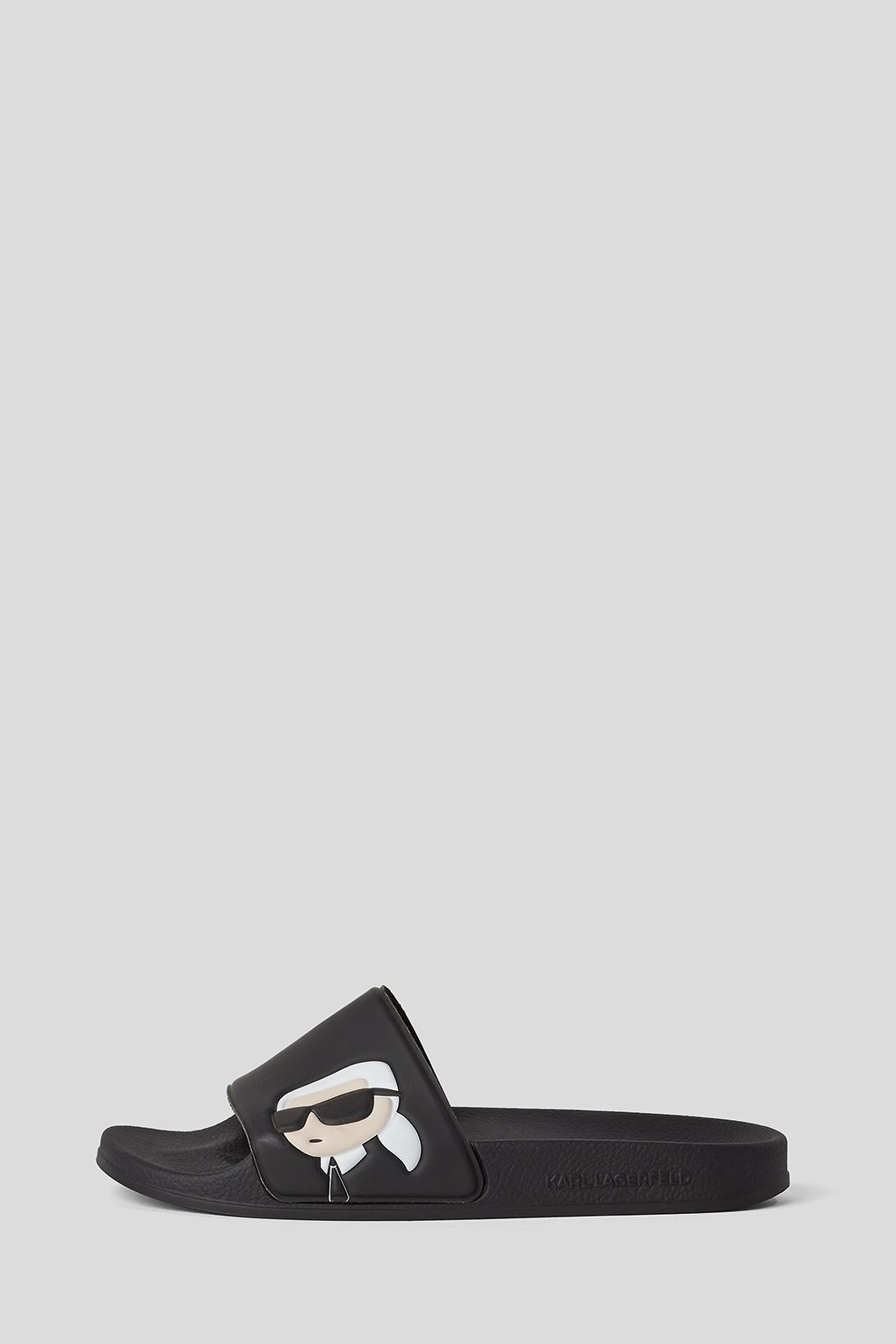 

Сланцы женские Karl Lagerfeld 855026-542483 черные 44 RU, Черный, 855026-542483