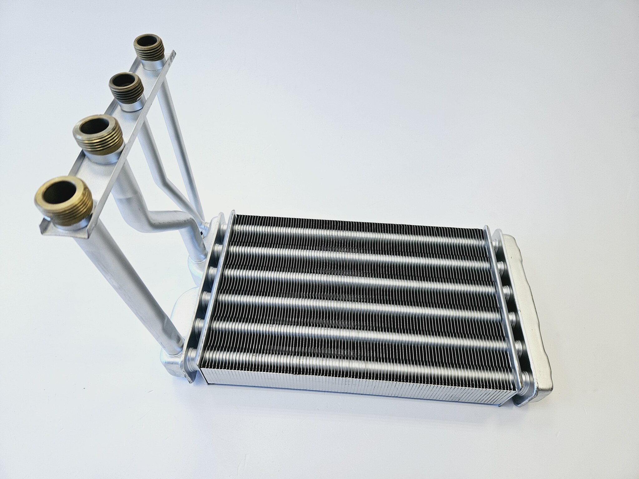 

Теплообменник битермический BOSCH Gaz 4000W (арт. 87154065460_н/о), Серебристый