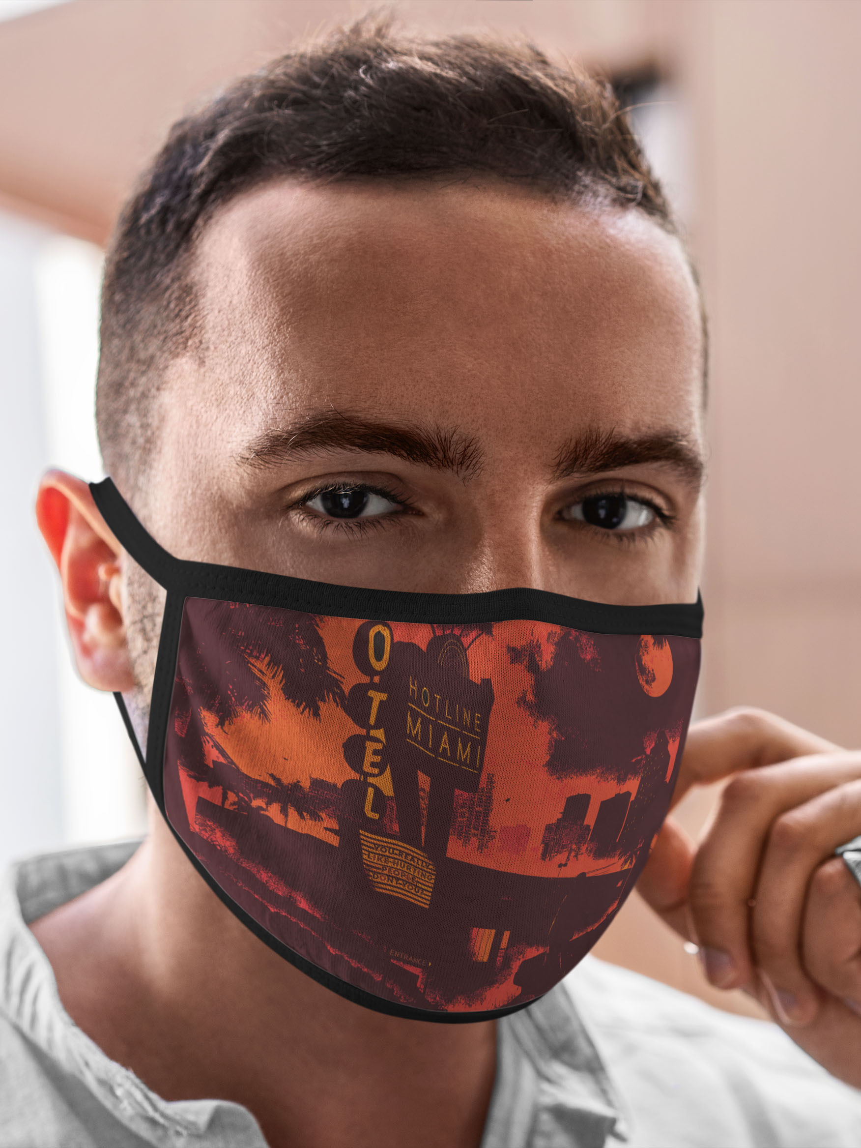 

Многоразовая маска унисекс Burnettie Hotline Miami, Разноцветный, Hotline Miami