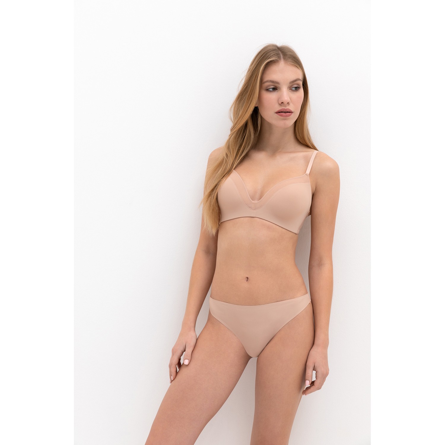

Бюстгальтер женский Infinity Lingerie 31204110856 бежевый 70C, 31204110856